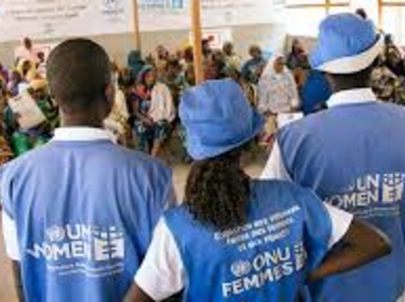 Los recortes en el financiamiento humanitario amenazan los derechos de las mujeres: Qué está en juego y cómo ayudar